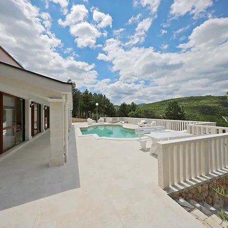 Villa Croatica