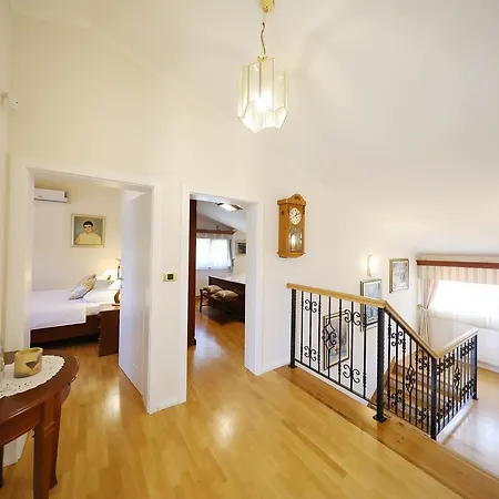 Croatica Villa Drinovci